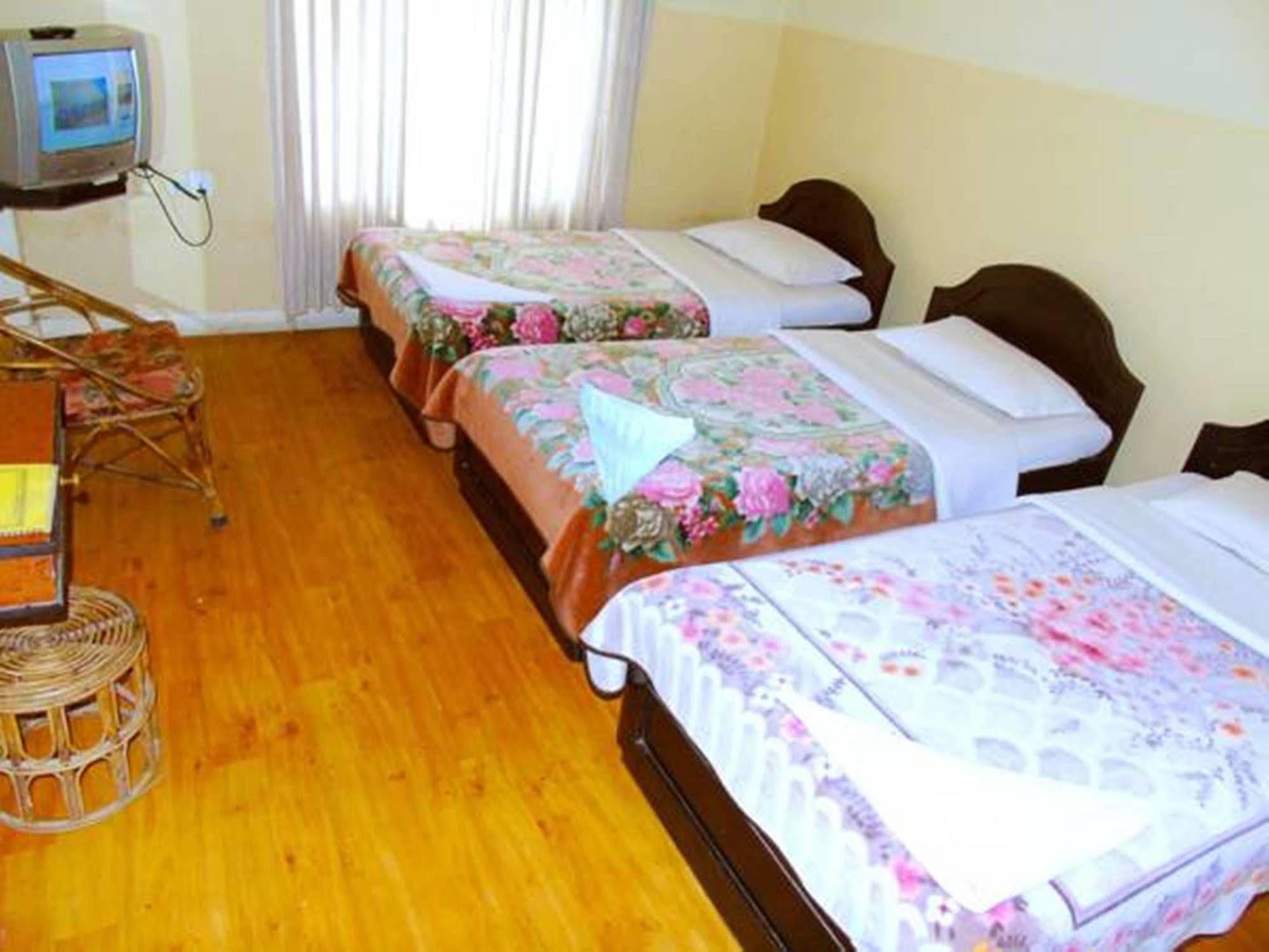 Hotel Trip Pokhara Kültér fotó
