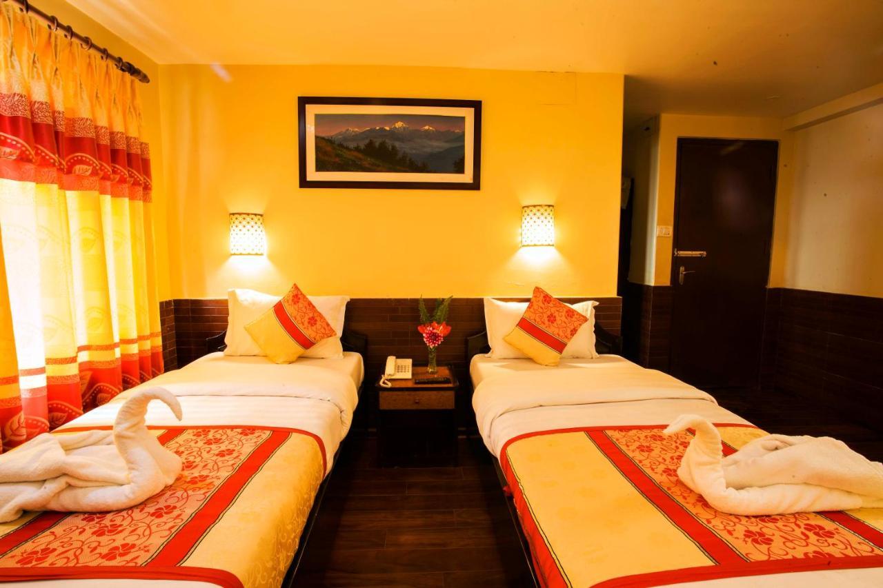 Hotel Trip Pokhara Kültér fotó