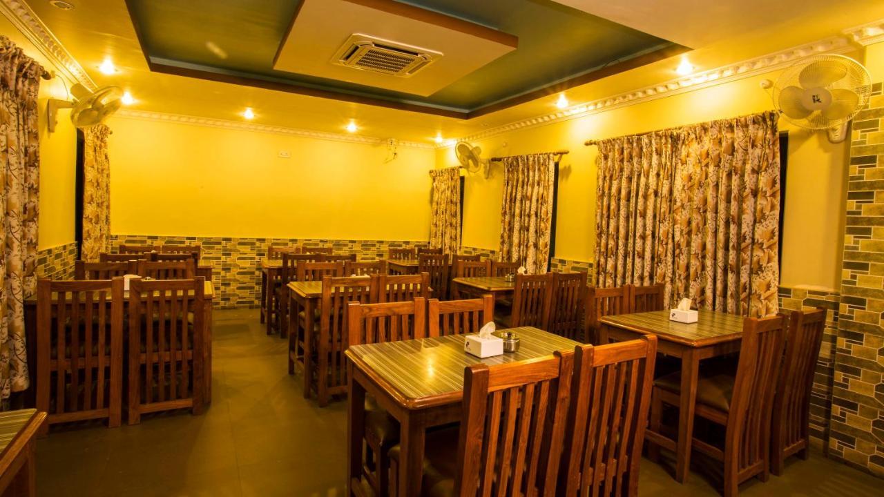Hotel Trip Pokhara Kültér fotó