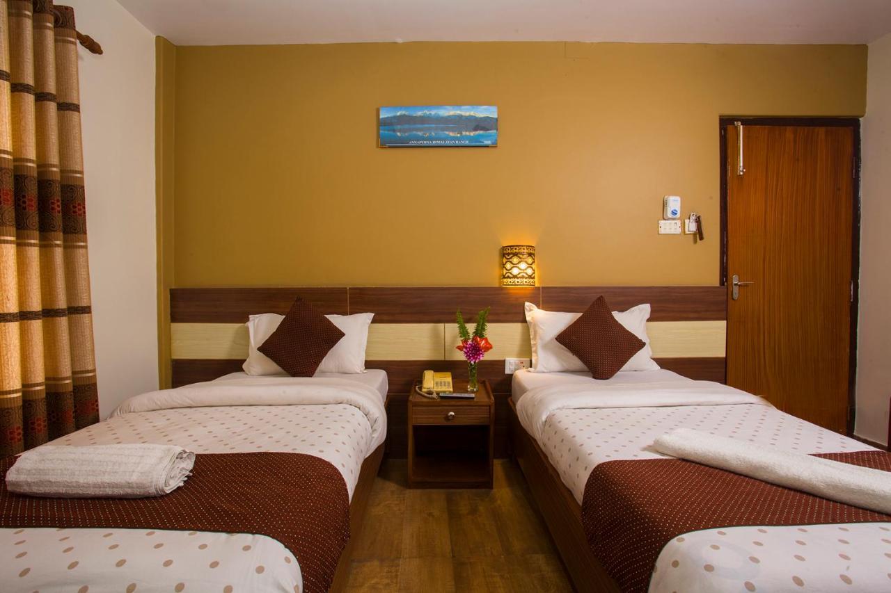 Hotel Trip Pokhara Kültér fotó